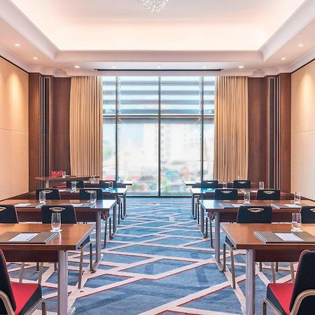Sheraton Oman Hotel Маскат Екстер'єр фото Meeting room