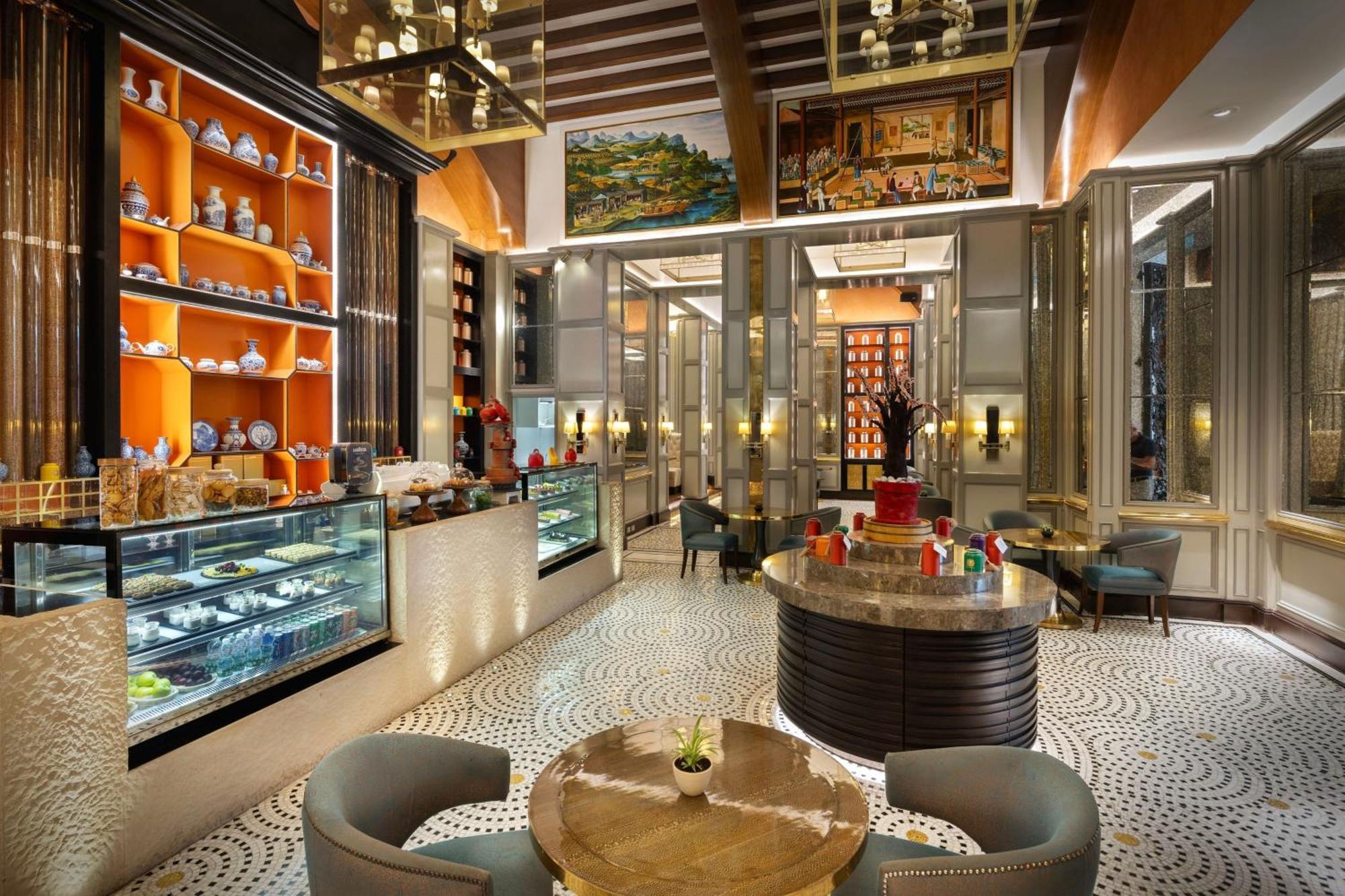 Sheraton Oman Hotel Маскат Екстер'єр фото The Lobby Lounge