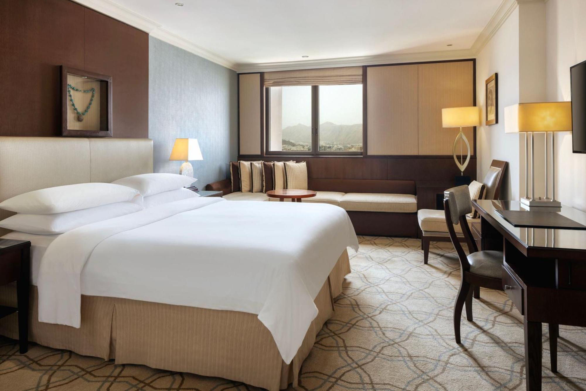 Sheraton Oman Hotel Маскат Екстер'єр фото