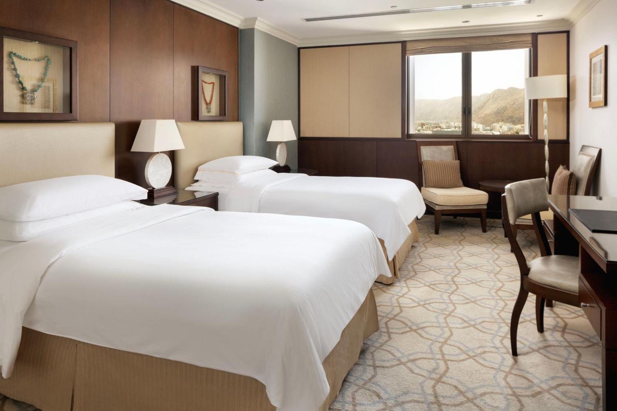 Sheraton Oman Hotel Маскат Екстер'єр фото
