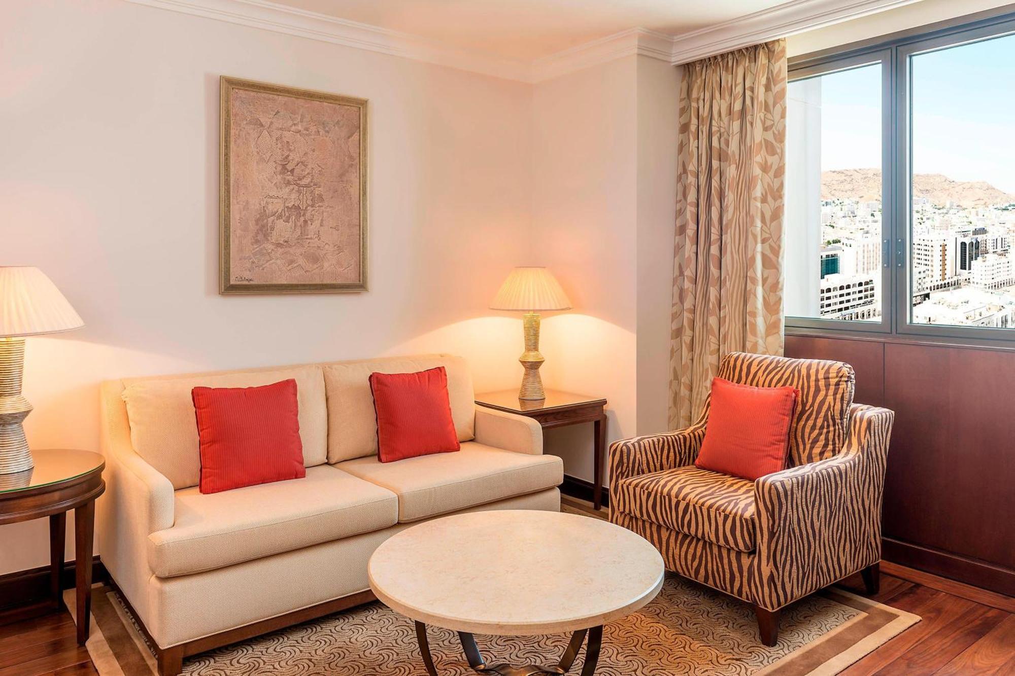 Sheraton Oman Hotel Маскат Екстер'єр фото Living room