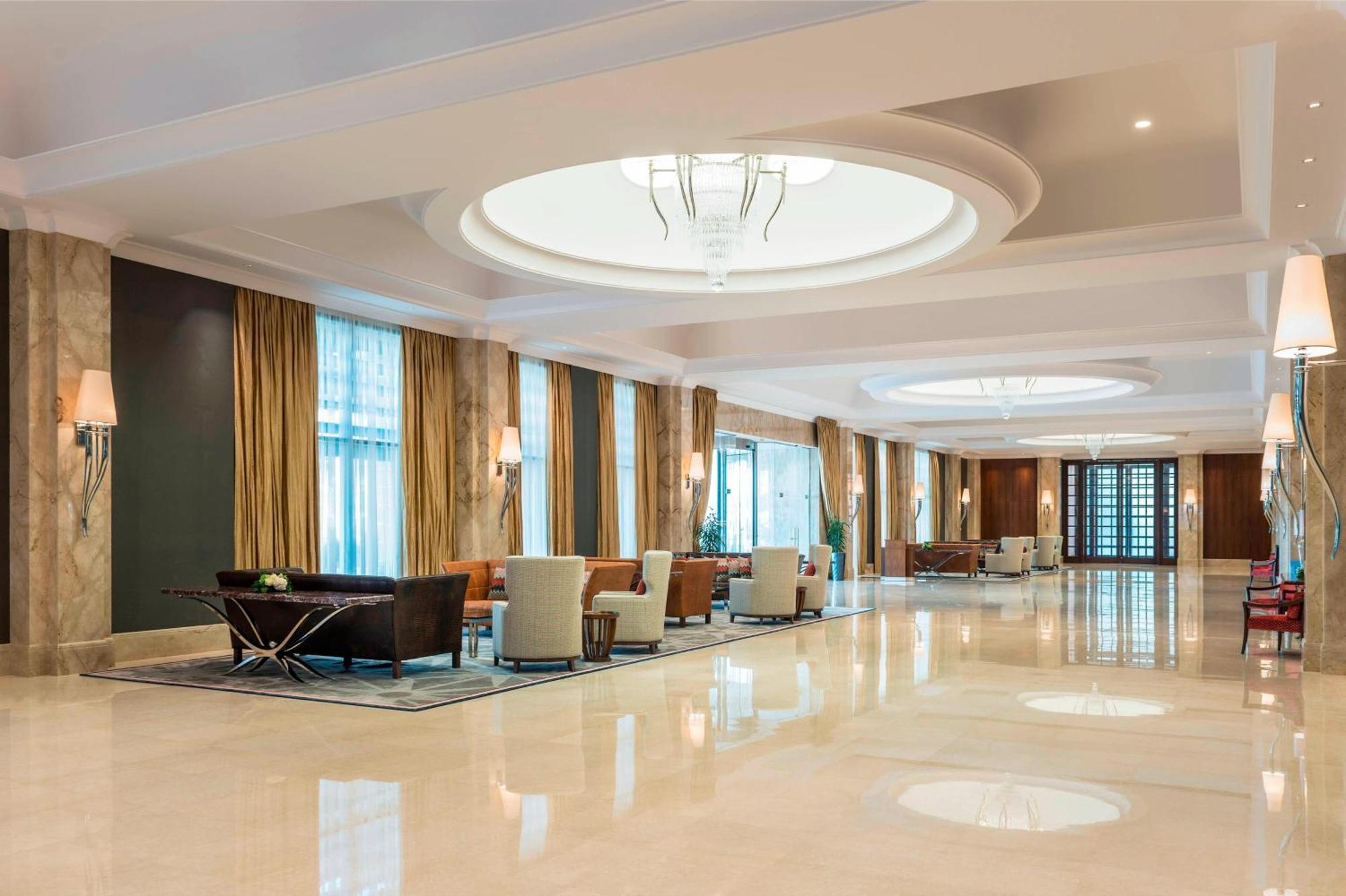Sheraton Oman Hotel Маскат Екстер'єр фото Lobby